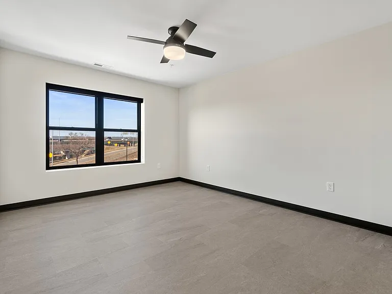 275 Lofts at Kingston Yard — Photo 89