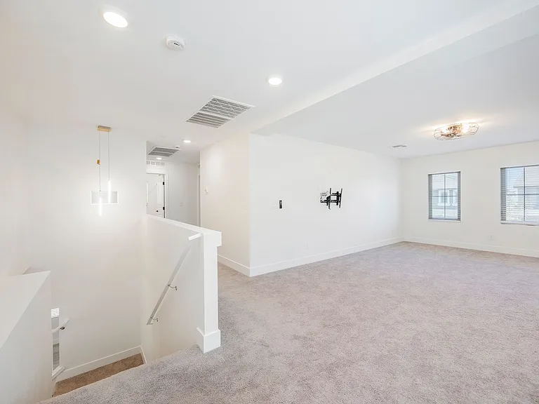 8683 Black Cordon Rd — Photo 21