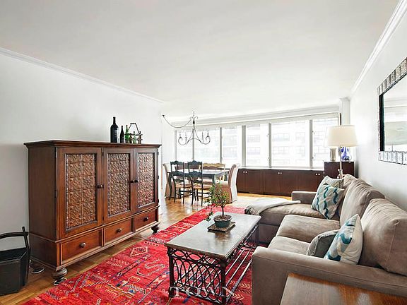 2nd image of 315 W 70th St APT 9K