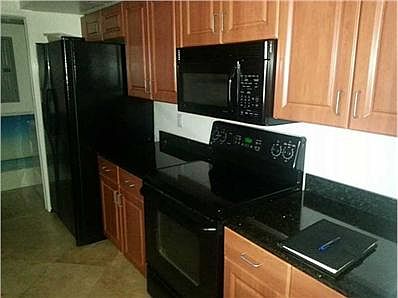3rd image of 6917 Collins Ave APT 1606