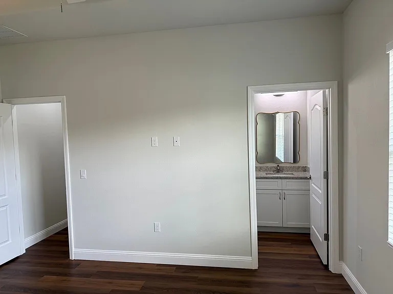 9 Ullemay Ct #B — Photo 22
