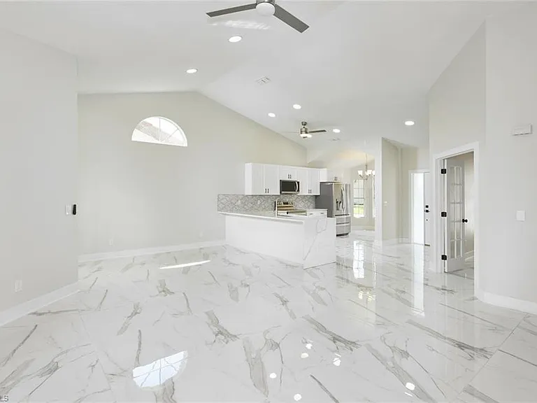 12408 Kelly Sands Way — Photo 6