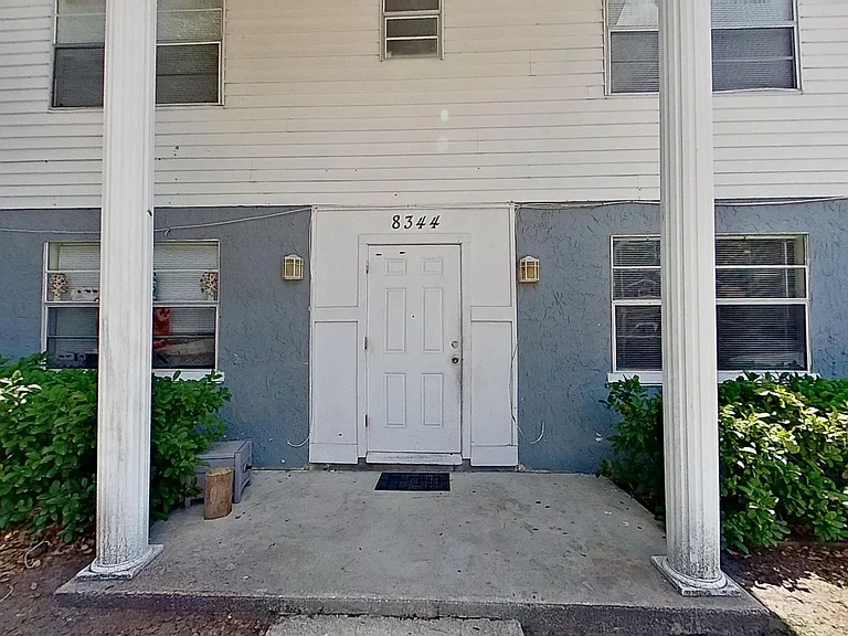 8344 Homeport Ct Quad — Photo 1