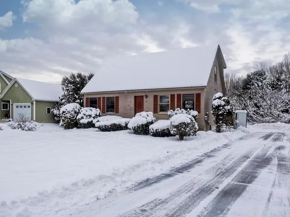 20 Sarah Ln, Belchertown, MA 01007