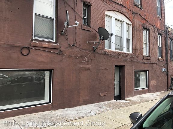 3rd image of 1242 W Allegheny Ave