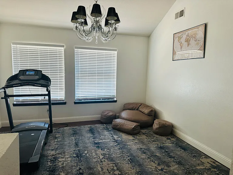 6400 Highland Knolls Dr — Photo 36