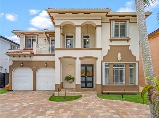 6423 SW 162nd Path, Miami, FL 33193