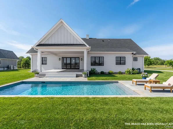 25 Club Drive, Baiting Hollow, NY 11933