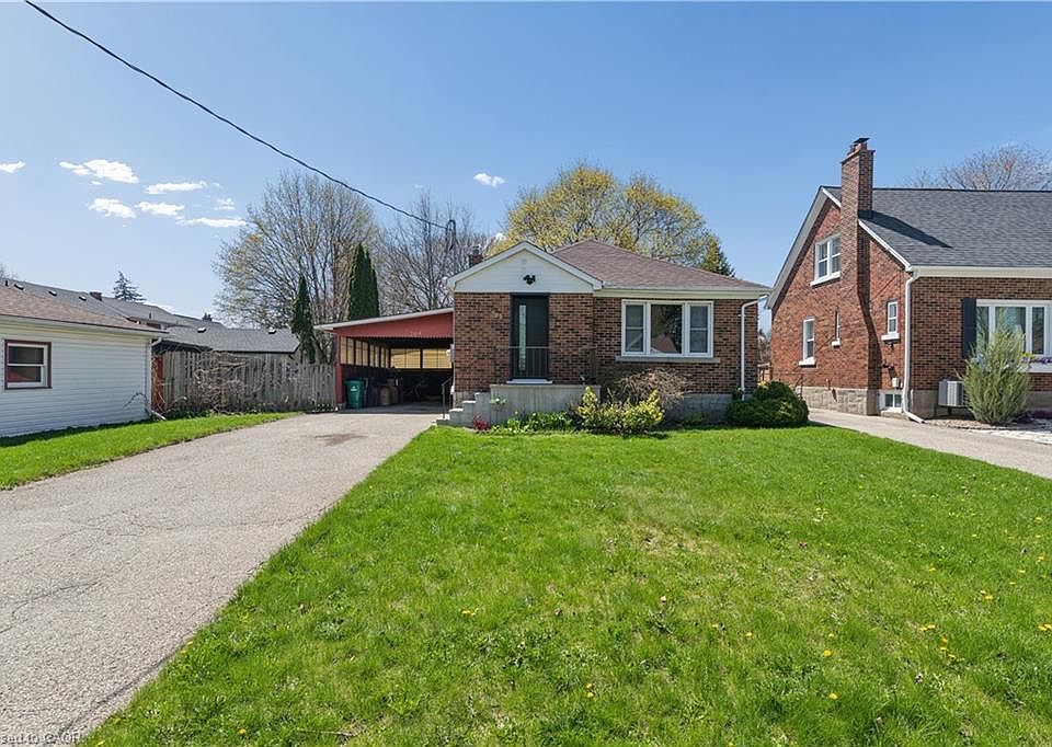 1st image of 209 Bedford Rd