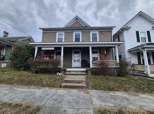 305 E Chestnut St, Covington, VA 24426