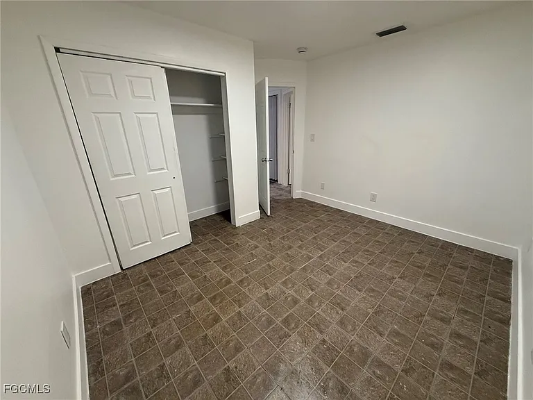 2708 Broadway #5 — Photo 3
