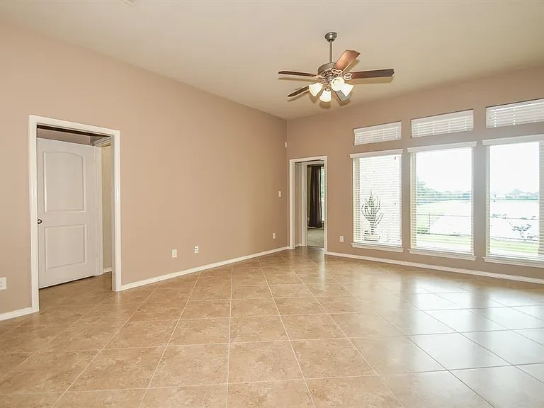 11518 Elizabeth Brook Dr — Photo 11