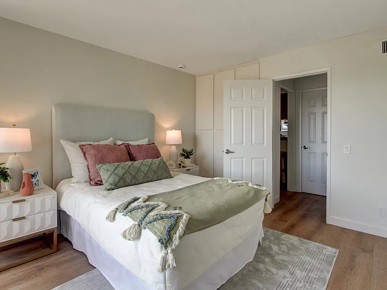 25244 Birch Grove Ln — Photo 21