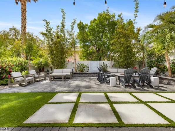 10341 Bentley Oaks Ave, Las Vegas, NV 89135