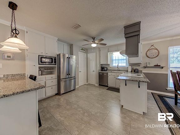 5th image of 304 W Palm Ave