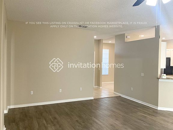 5th image of 586 Terranova Cir
