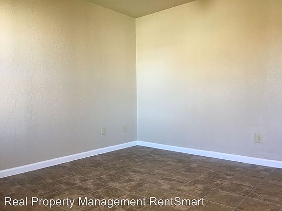 4th image of 7402 Vintage Hills Dr APT B