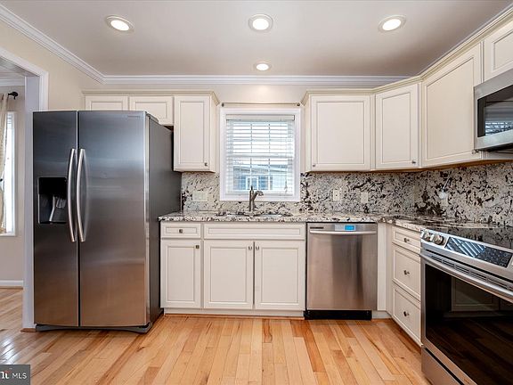 4th image of 5646 Deale Churchton Rd