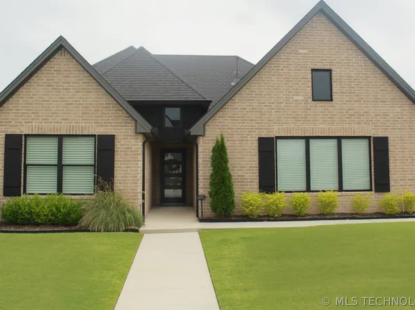 5804 E 127th St S, Bixby, OK 74008