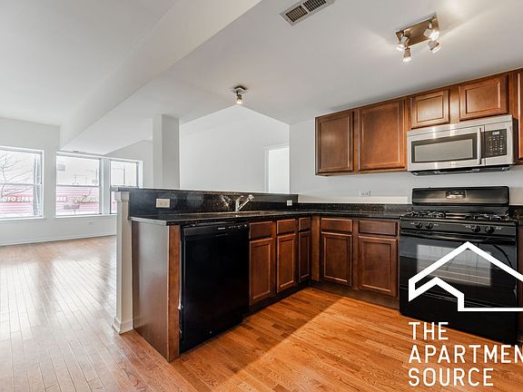 3rd image of 4217 W Irving Park Rd #2A
