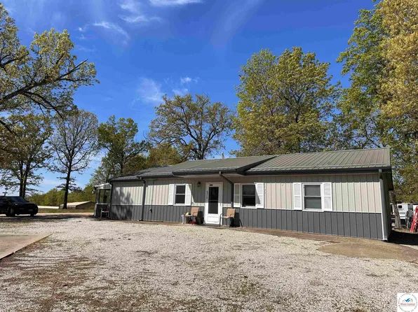 26119 Georgetown Ave, Warsaw, MO 65355