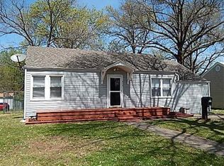 325 E 12th St, Ottawa, KS 66067