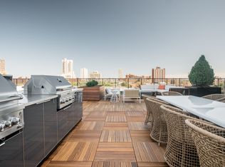 The Draper, Chicago, IL 60640