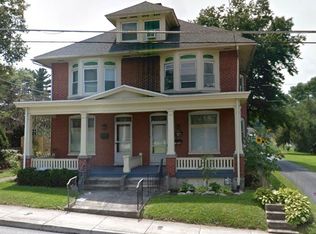 1316 W Main St, Ephrata, PA 17522