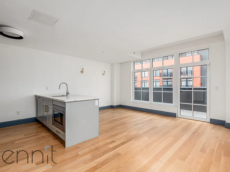 293 Herkimer St #PENTHOUSE — Photo 3