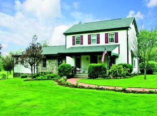 733 Rolling Hills Rd, Ottsville, PA 18942