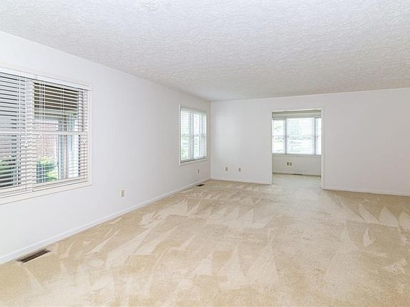 5th image of 5367 Steinmeier Dr N