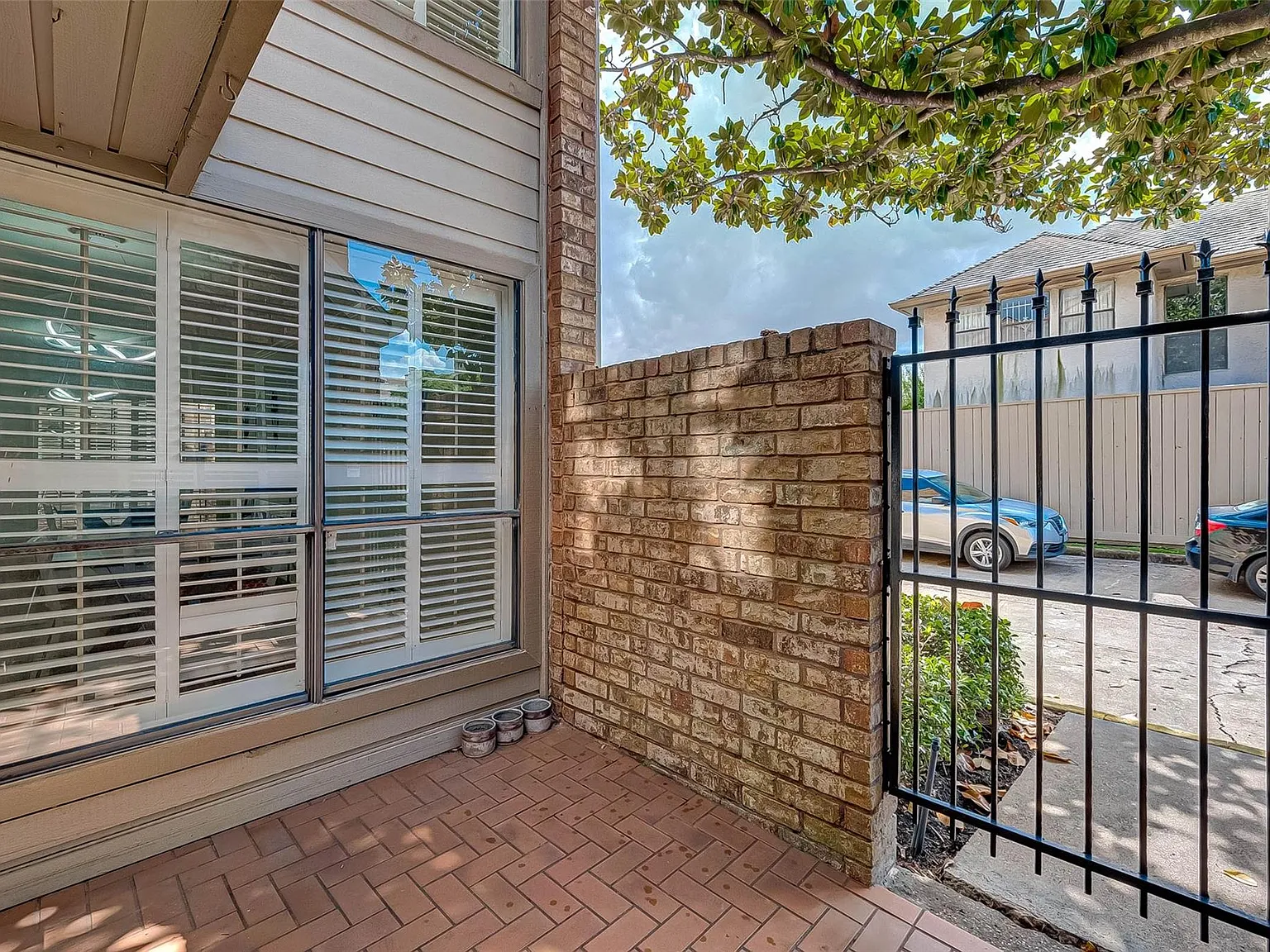 2 bed, 2.5 bath, 1480 sqft, $2,250 — Photo 4