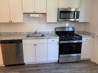 66 Blachley Rd UNIT D, Stamford, CT 06902