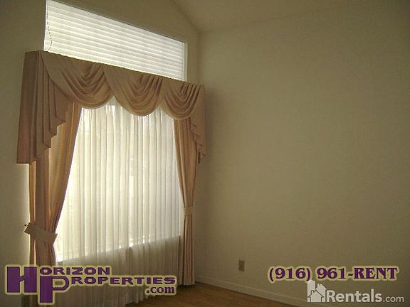 4th image of 4741 Careo Dr