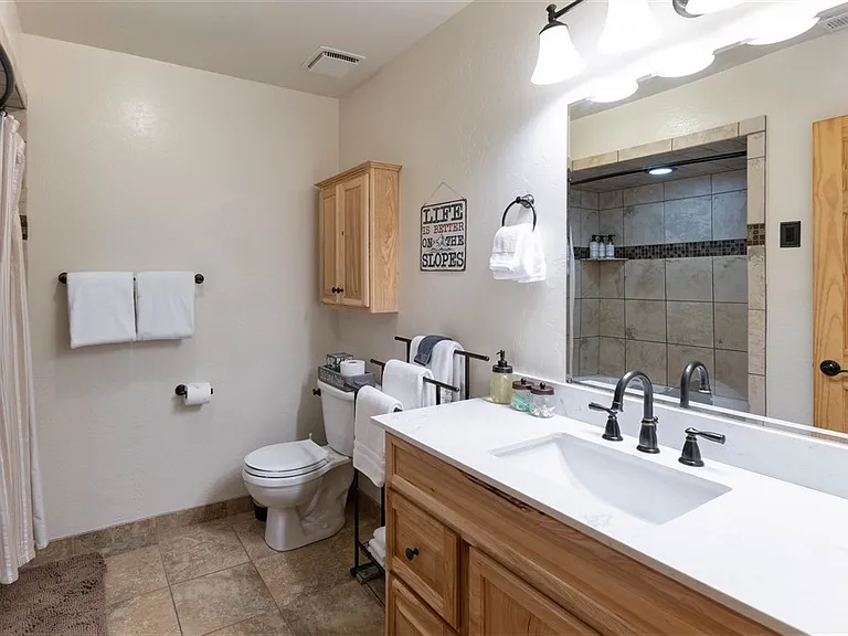 1384 Park Ave #215 — Photo 53