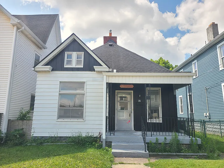 35 E Woodrow Ave — Photo 1