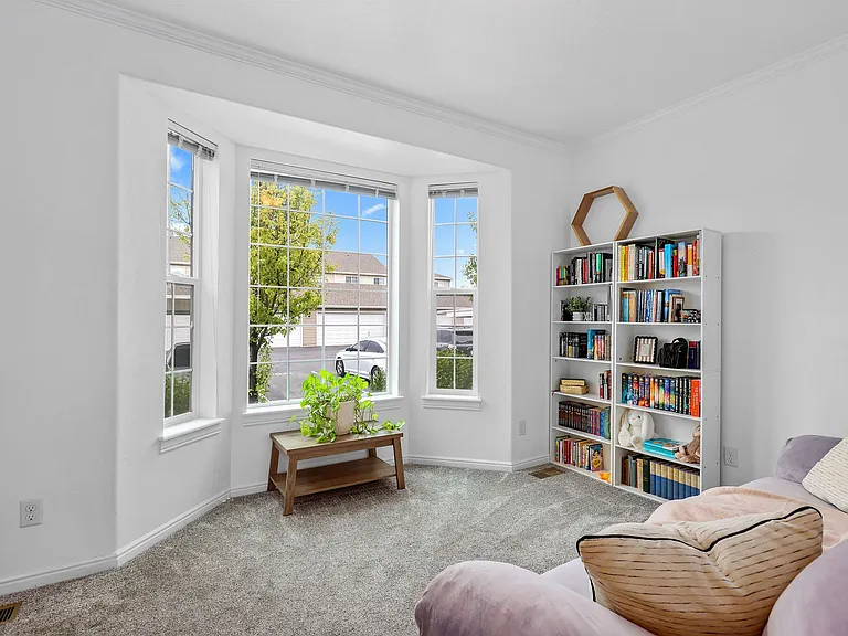 1286 W 210 N — Photo 3