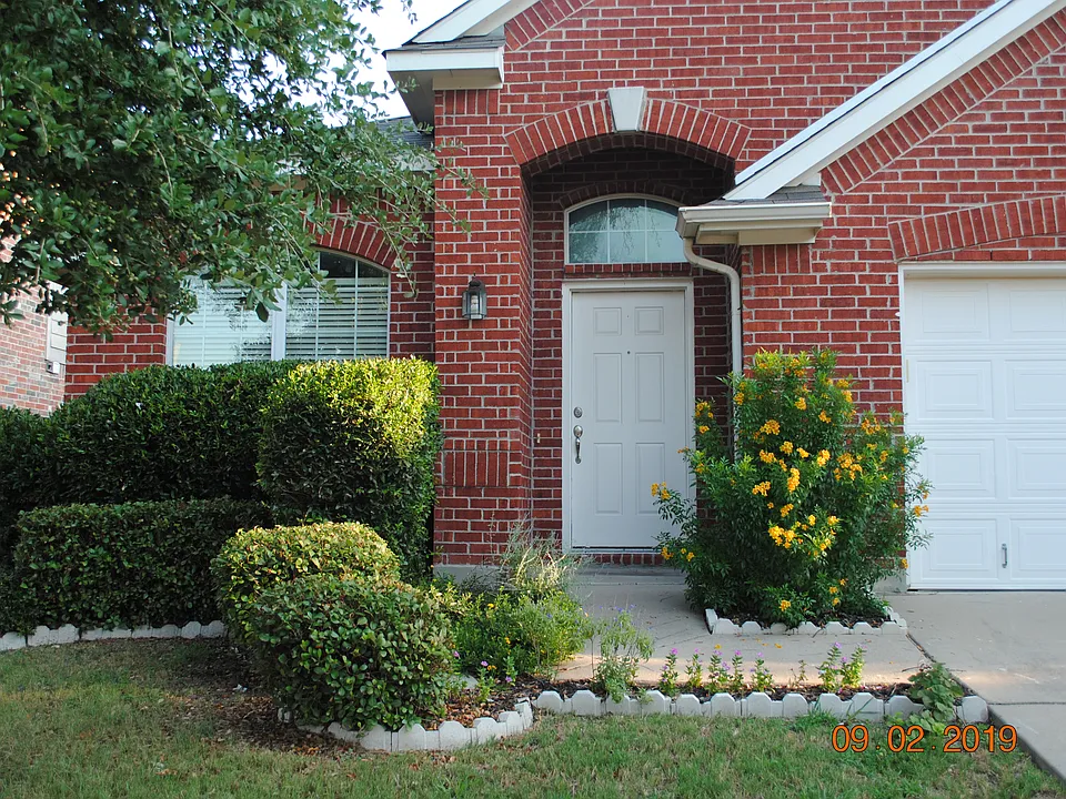 5608 Old Orchard Dr