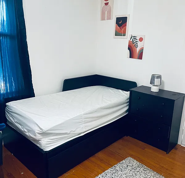 3712 Parkside Dr #1B — Photo 1