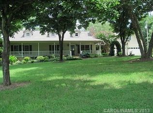 1309 Garland Ln, Lincolnton, NC 28092