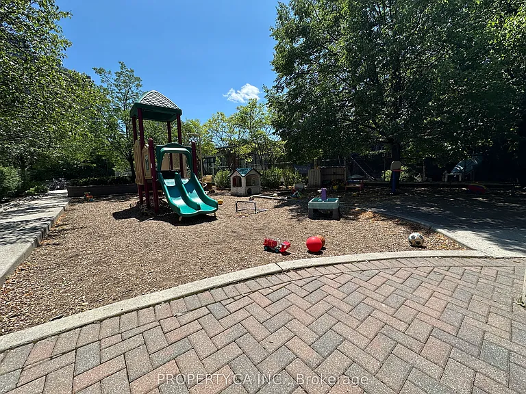 40 Merchant Ln #116 — Photo 38