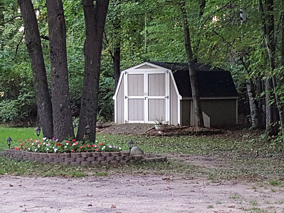 Shed