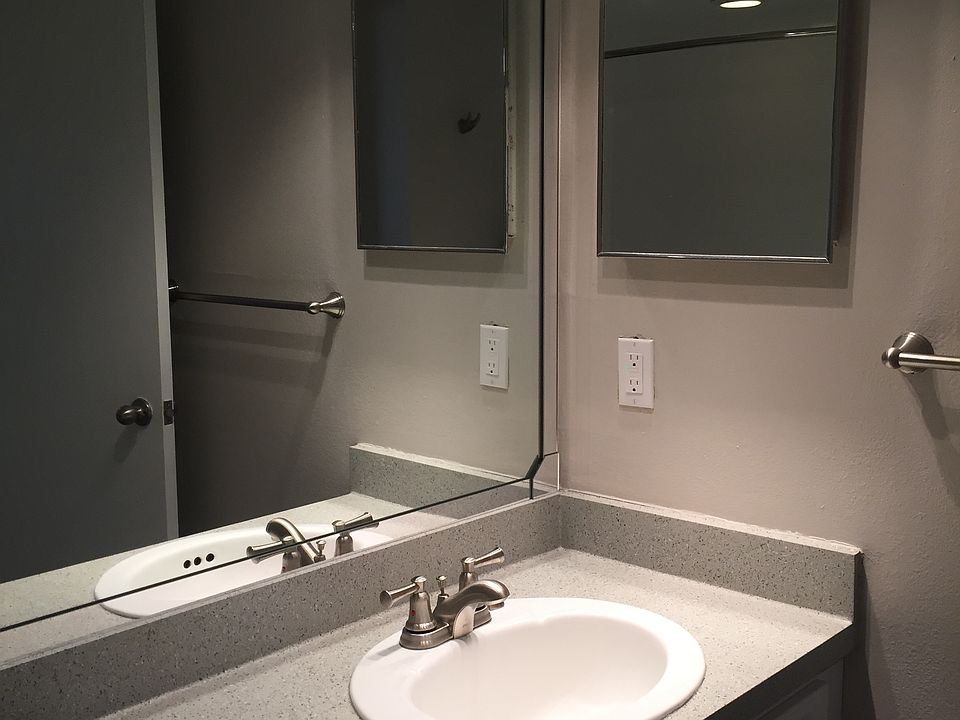 1st image of 1251 Askew Dr