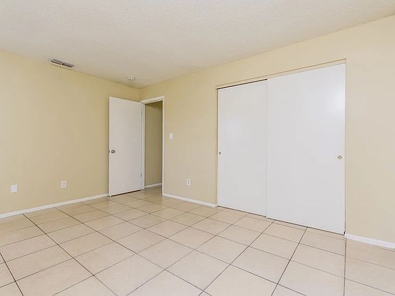3rd image of 239 La Paz Dr