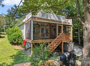 696 Springwood Dr, Mount Gilead, NC 27306