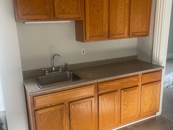 3rd image of 138 Water St #2-L