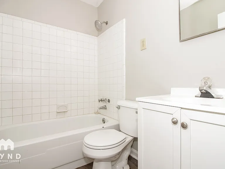 6875 Embassy Cir — Photo 14
