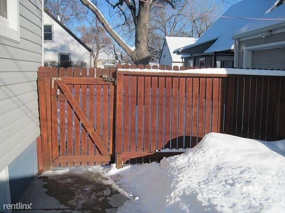 4th image of 540 1/2 Wyoming Ave