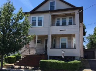 8 Cedar St, Everett, MA 02149