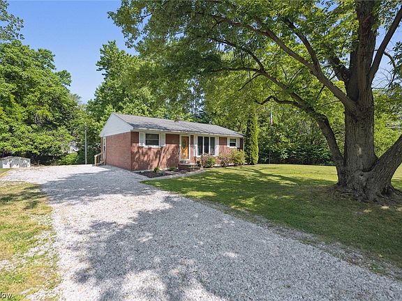 2nd image of 42 Hyder Dr
